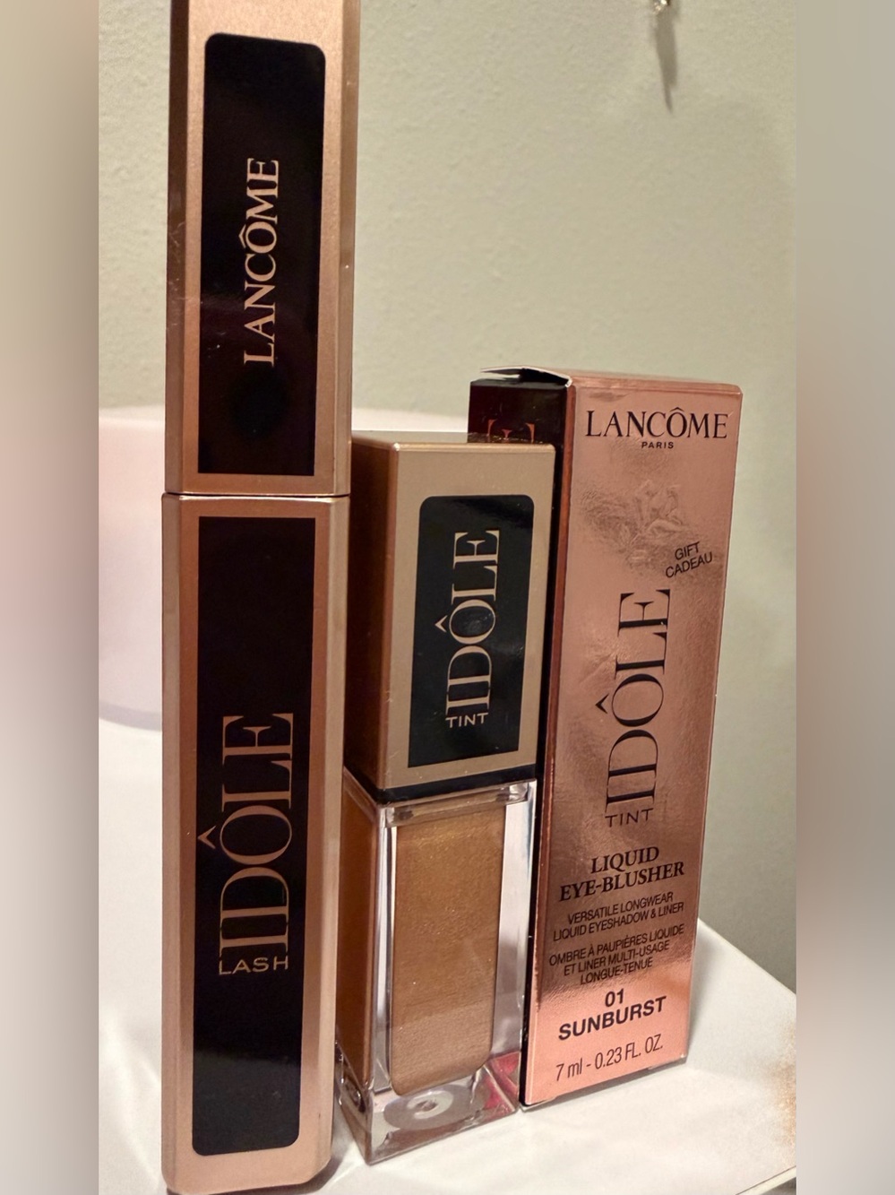 Idôle Tint Liquid Eye-Blusher in Sunburst Full Size Gold And Lash Idol Mascara